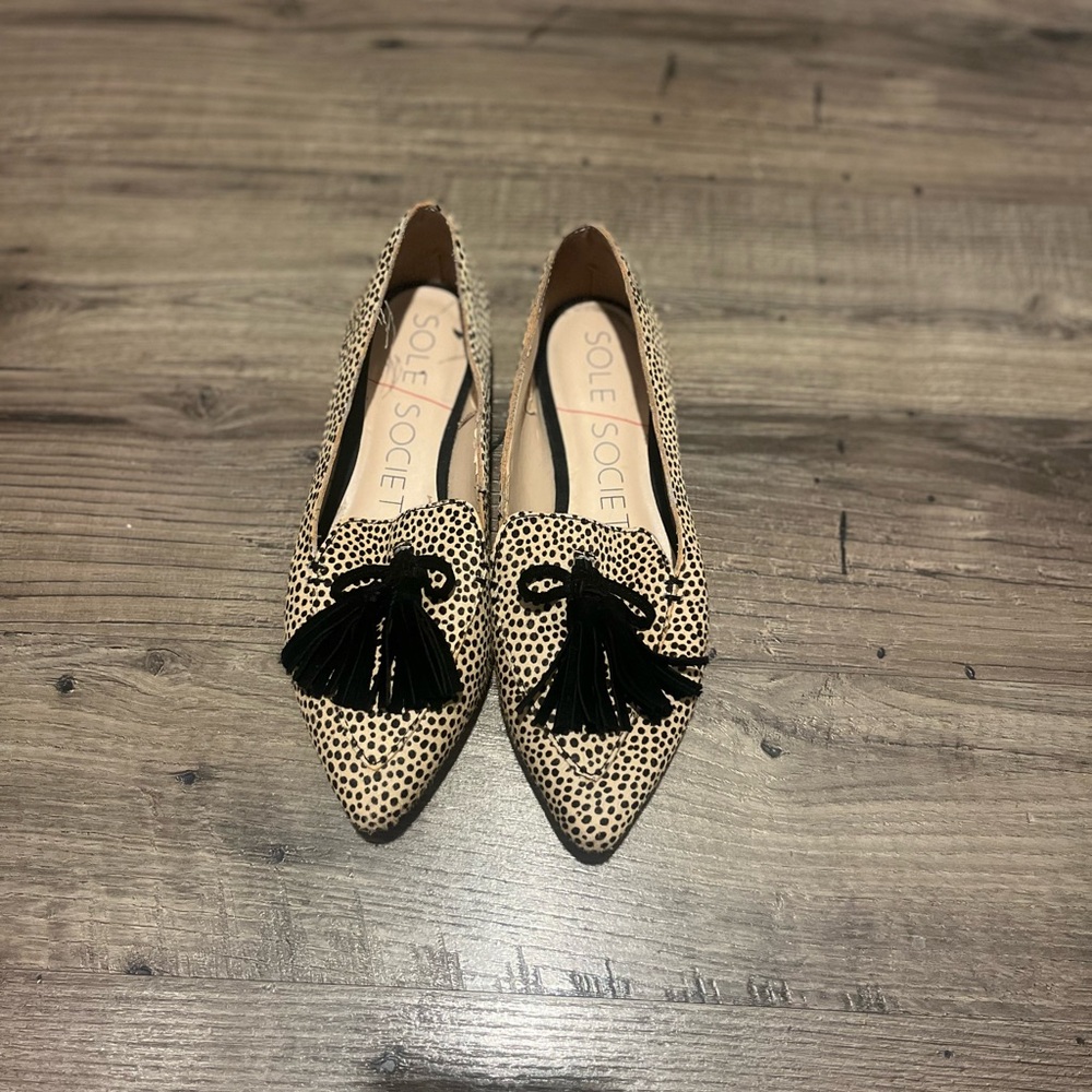 Sole Society Hadlee Dotted Leopard Print Hair Calf Tassel Loafers – Size 5 - Picture 2 of 12